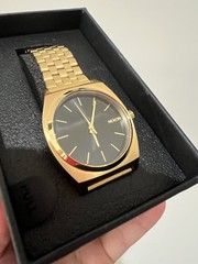 NIXON Minimal Water Resistant Men’s Analog Watch New Gold / Black W Receipt