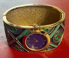 Metropolitan Museum Of Art Women Enamel Blue Dial Quatrefoil Pattern Watch 6 3/4