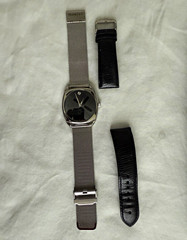 Movado Automatic Black Dial SS Cushion Case Mesh Bracelet w/Box + Leather