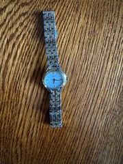 Lot of 5 Seiko Women’s Watches Very Good condition, needs batteries