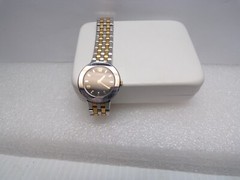RADO Women’s DIASTAR 153.0344.3 Quartz Watch runs