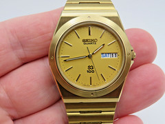 Vintage men’s quartz wristwatch SEIKO SQ 100 8123-6010 gold tone running