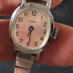 Vintage TIMEX 1979 Mechanical Ladies Watch SlvrTne • Works Great • Accurate Time