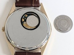 SEIKO GRAND QUARTZ 9940 8010 Wristwatch Timepiece Silver Dial Gold Case Vintage