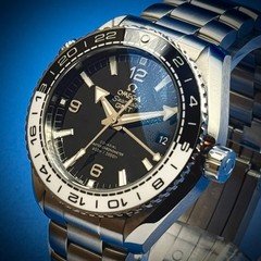 2025 OMEGA Seamaster Planet Ocean 600M “Oreo” Reference 215.30.44.22.01.001