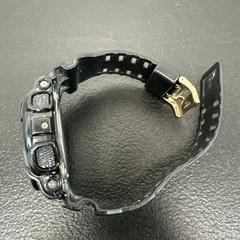 Preowned Casio Black Gold G-shock GD-100GB-1 55×51.2×17.4mm 72g