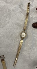 Vintage Watches Lot Of 15+ Men/ Women Not Tested Back Off Some All Brands