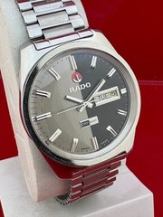 Vintage Automatic Day-Night Watch with Day&Date Indicator Excellent Condition
