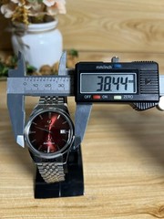 Rado Golden Horse Red Dial Automatic Wristwatch Luxury Timepiece