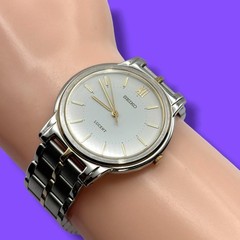 Excellent condition working Seiko Lucent men’s wristwatch waterproof quartz
