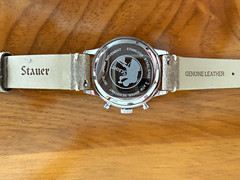 The Stauer 35770 (Co-Pilot Men’s Watch) Beige Dial Leather Strap