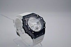 Invicta Men’s Watch Model 69616 Quartz Stainless Steel New Box & Papers