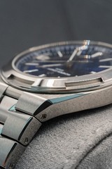 New 2026 Vacheron Constantin Overseas 4520V Blue Dial 41mm – Complete Set