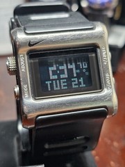 Nike Triax Digital Quartz 50m WR Day 38mm Silver Steel Black Rubber Strap