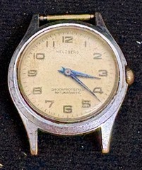 VTG Helzberg Wristwatch No Band Shock Protected Anti-Magnetic Base Metal Bezel