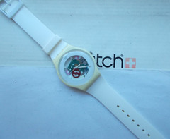 NEW GENT SWATCH ” WHITE LACQUERED ” EXCELLENT WOW RARE L@@K