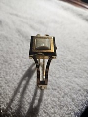 vintage ladies closed face watch gold toned with new battery