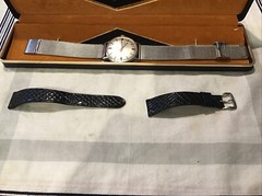 Hilton Vintage 17 Jewels Incabloc Mechanical Swiss-Made 34mm With Box.