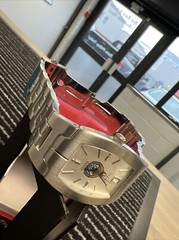 Guess I85395G1 Stainless Steel Watch With Box – Ref 08010411