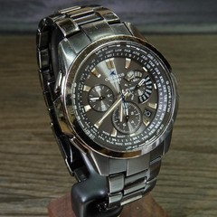 Casio Oceanus OCW-M700 Titanium Radio Solar Tide Graph Used