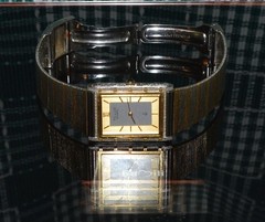 Telux Brand Mens Wrist Watch Thin light and very Classy – Keeps Pefect Time.