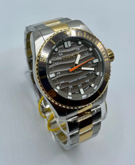 Invicta Pro Diver Swiss Limited Ed of 400 Men’s Watch 42mm Gold/Steel (49249)