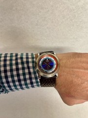 Mens Vintage Retro Diesel 10 Bar Watch Red White Blue