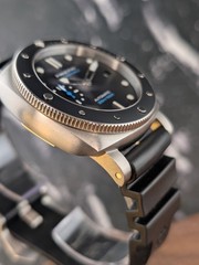2022 Panerai Submersible 42mm Men’s Black Automatic Watch PAM00683 Complete Set