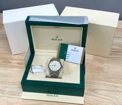 ROLEX SKY DWELLER WHITE DIAL 326934 OYSTER BRACELET 42MM BOX & CARD 2018