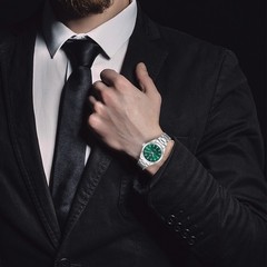 Kenneth Scott Men’s Analog Casual Watch | Green Dial, Silver Case & Strap
