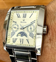 BULOVA MOON PHASE 34MM TEXTURED IVORY DIAL STAINLESS STEEL QUARTZ