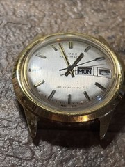Vintage 37mm Gold Tone Timex Viscount 48861 10978 Watch 1978 Runs
