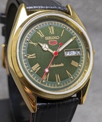 Vintage Seiko 5 Automatic 6309A Day-Date Men’s Watch Green Dial Japan Made.