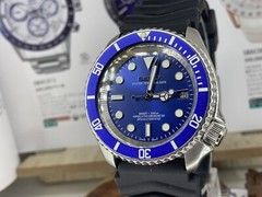 Seiko Royal Blue Dial Modded Vintage Diver Watch 7002-7001 Refurb Rubber Strap