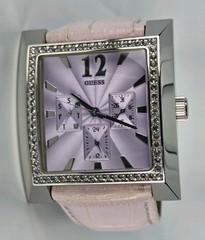 GUESS TIMELESS BEAUTY WOMEN’S STAINLESS STEEL LEATHER BAND PURPLE DIAL 38X43