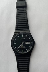 Vintage Micronta Radio Shack Watch Quartz Watch *Water Proof 150ft * Runs Good