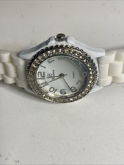 Riviera Silver Tone Stainless Steel Back Women’s Watch ~ Tested ~ New Battery