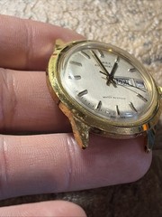 Vintage 37mm Gold Tone Timex Viscount 48861 10978 Watch 1978 Runs
