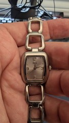 LEI Women’s Silver Tone White Dial Clasp Quartz Watch New Battery Runs!