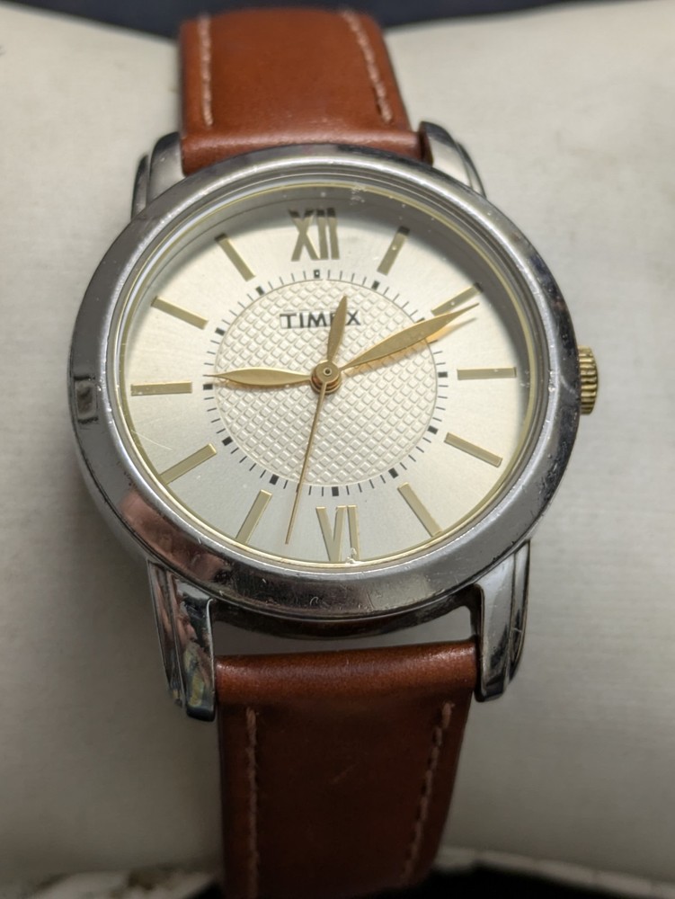 TIMEX Elevated Classics Women’s Watch 7.8″ New Leather New Btry Gold Dial