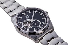ORIENT Open Heart RN-AR0001B Men’s Black Contemporary Semi-Skeleton