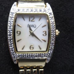 DMQ Women’s Gold Tone CZ Bezel Mother of Pearl Dial Quartz Bracelet Watch Y121E