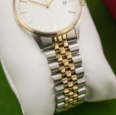 CARAVELLE By BULOVA classic white dial two tone – gold/silver – quartz watch