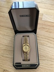 Gold Tone Seiko Bracelet Watch With Anniversary Logo Dial 7N83-0041
