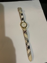 Burberry BU9226 50M/165FEET SWISS MADE SAPPHIRE CRYSTAL 47858