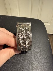 Vintage Vivani by Accutime Lady’s Watch Decorative Cuff Band – Beautiful