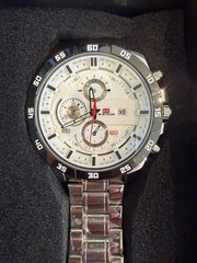New Quartz Chronograph Date 44-47.9mm Silver Dial Black Bezel SS Box