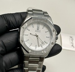 Montres Prestige by Invicta MPW-0249 Silver-Tone Waffle Dial 44mm Men’s Watch