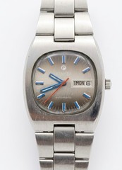 Vintage Roamer Automatic Swiss Made Watch -17 Jewels -Day/Date -Stainless Steel