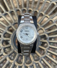Fossil Colleague AM4141 Women’s Silver Stainless Steel Analog Dial Watch EY99